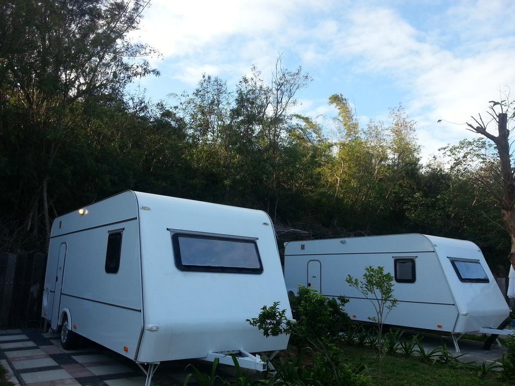 Kenting Houbihu Camping Car B&B Longshui Ngoại thất bức ảnh