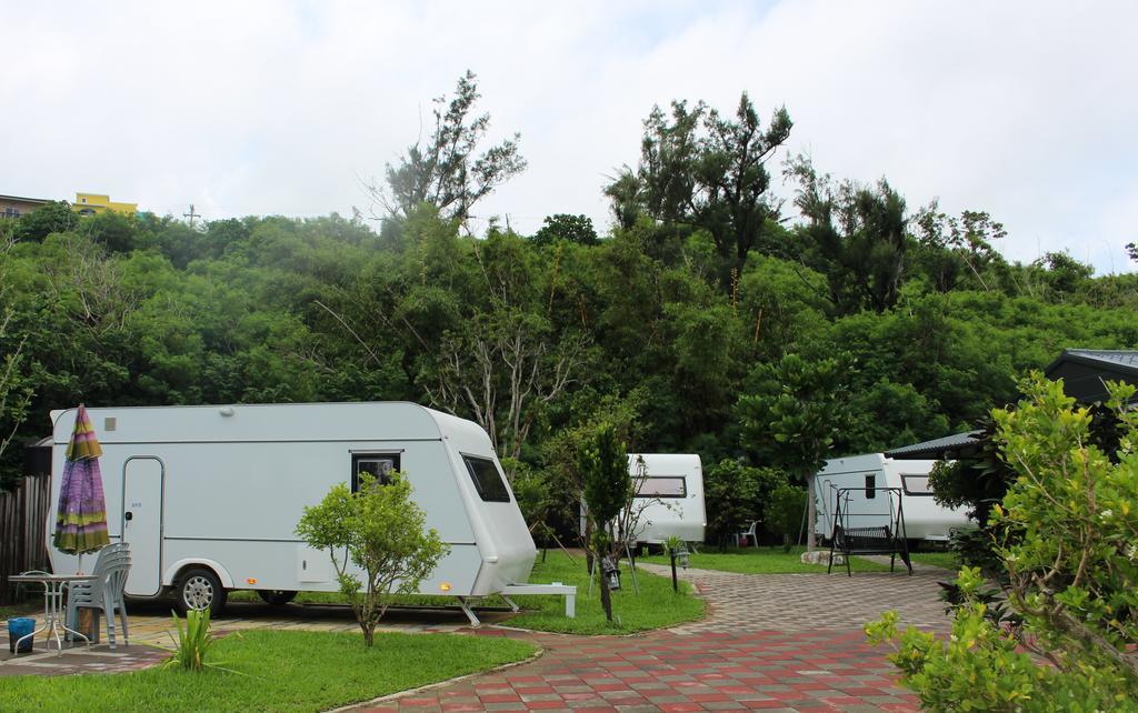 Kenting Houbihu Camping Car B&B Longshui Ngoại thất bức ảnh