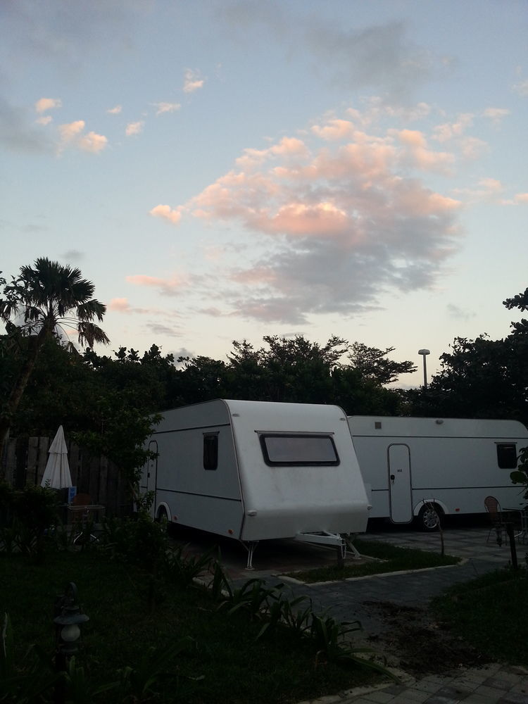 Kenting Houbihu Camping Car B&B Longshui Ngoại thất bức ảnh